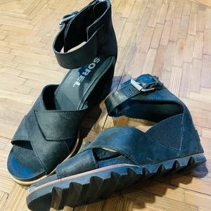 Sorel Joanie wedge sandal